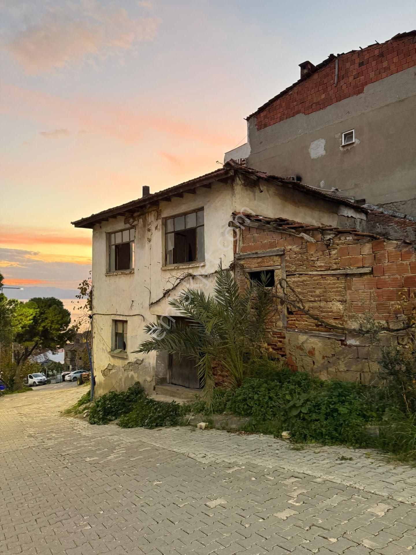 B.kumla Köy İçinde Deniz Manzaralı Bahçeli Kargir Ev - Görsel 4