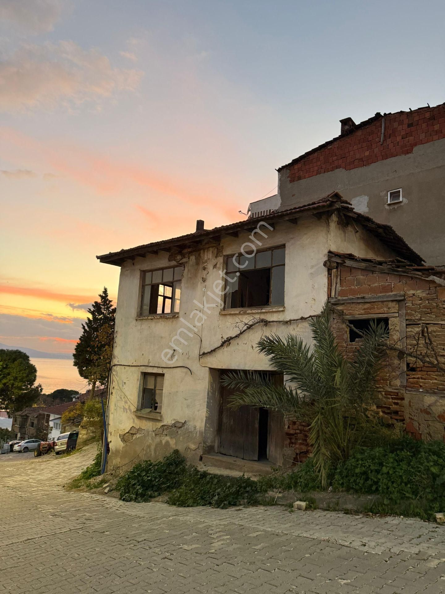 B.kumla Köy İçinde Deniz Manzaralı Bahçeli Kargir Ev - Görsel 5