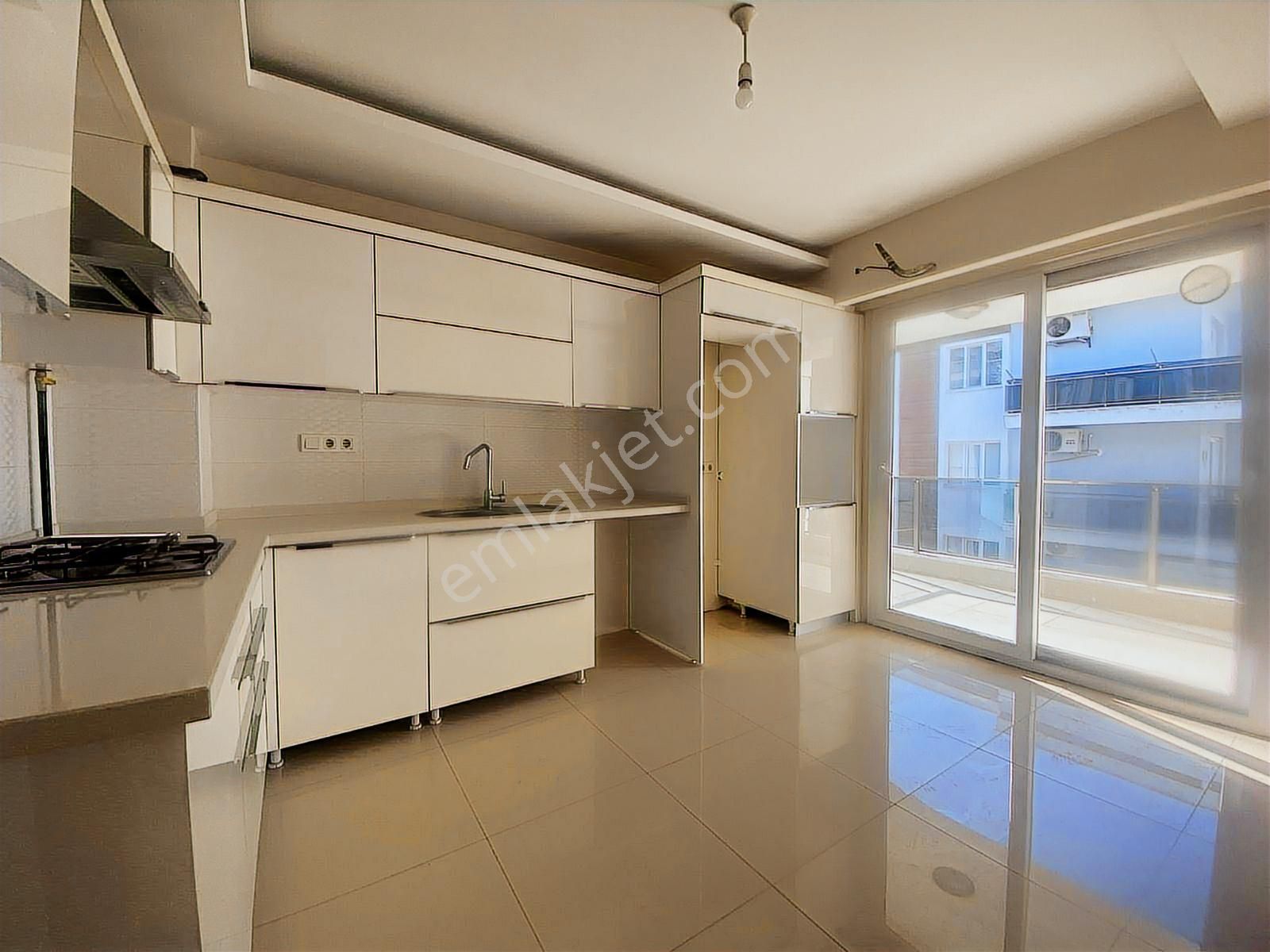 Efeler Mahallesi'nde Arakat Doğalgazlı 3+1 Kiralık Daire.. - Görsel 15