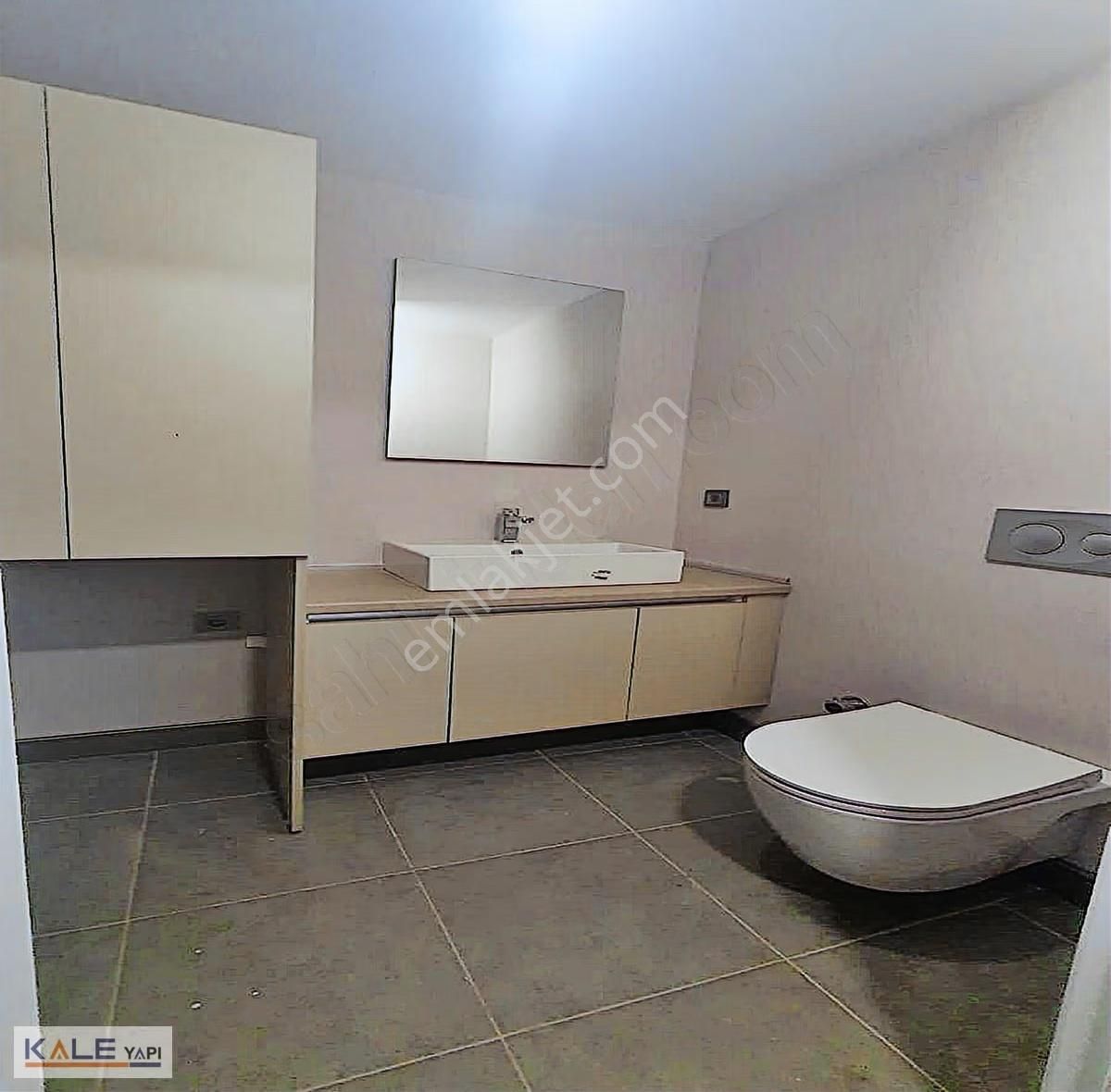 Bahçeşehir Lokasyonlu 1+1 Yatırıma Ve Krediye Uygun Fırsat Daire - Görsel 6