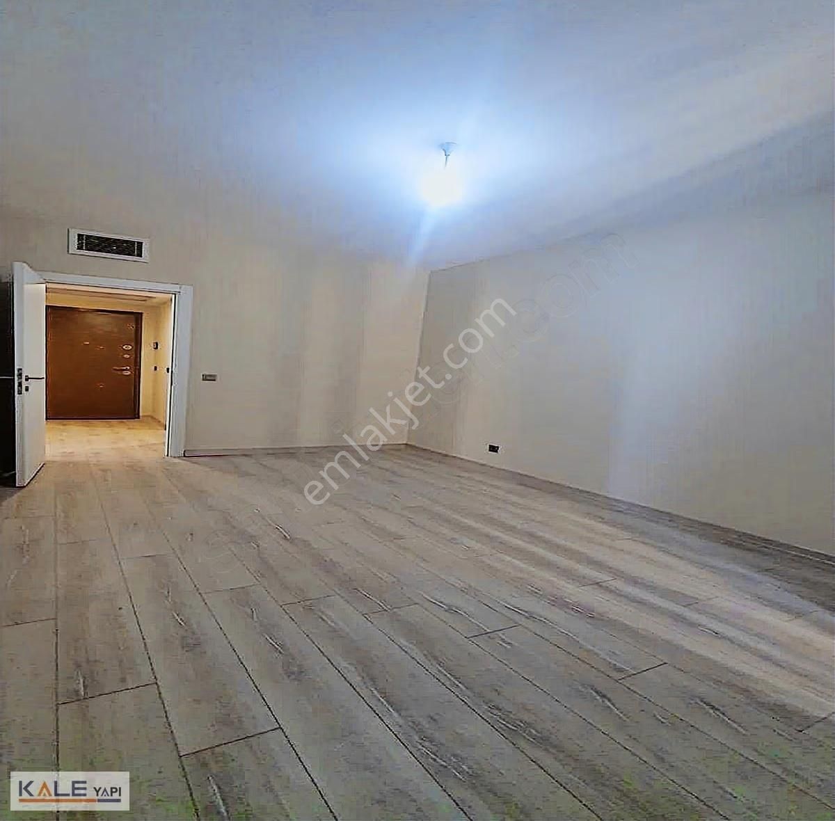 Bahçeşehir Lokasyonlu 1+1 Yatırıma Ve Krediye Uygun Fırsat Daire - Görsel 24