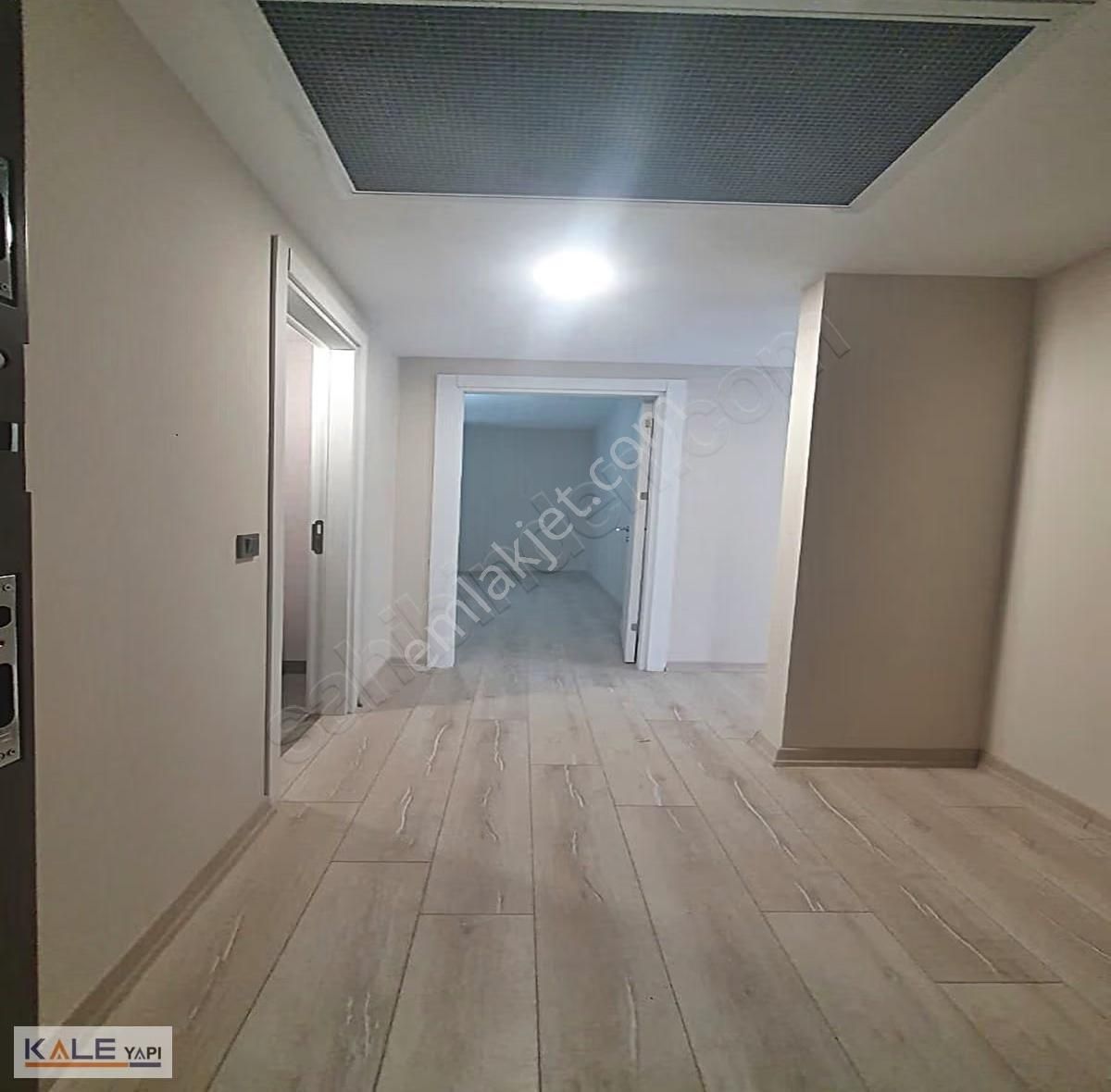 Bahçeşehir Lokasyonlu 1+1 Yatırıma Ve Krediye Uygun Fırsat Daire - Görsel 3