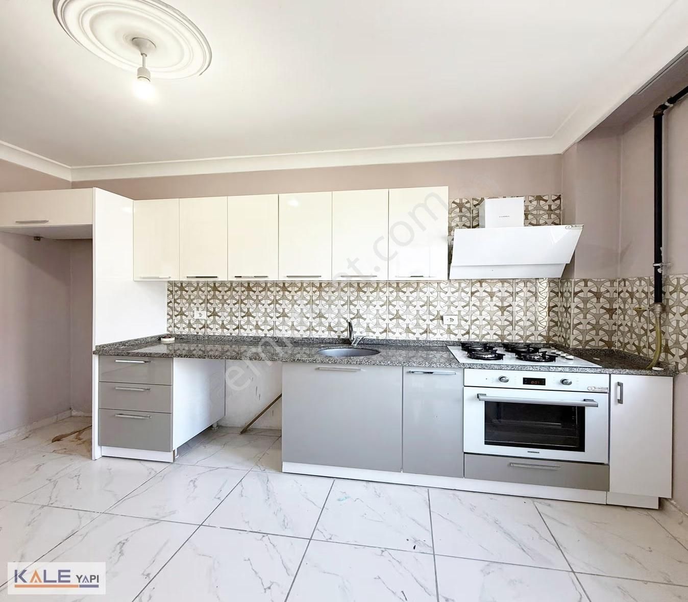 Oto Parklı Butik Site İçerisinde Satılık 2+1 İskanlı Daire - Görsel 19