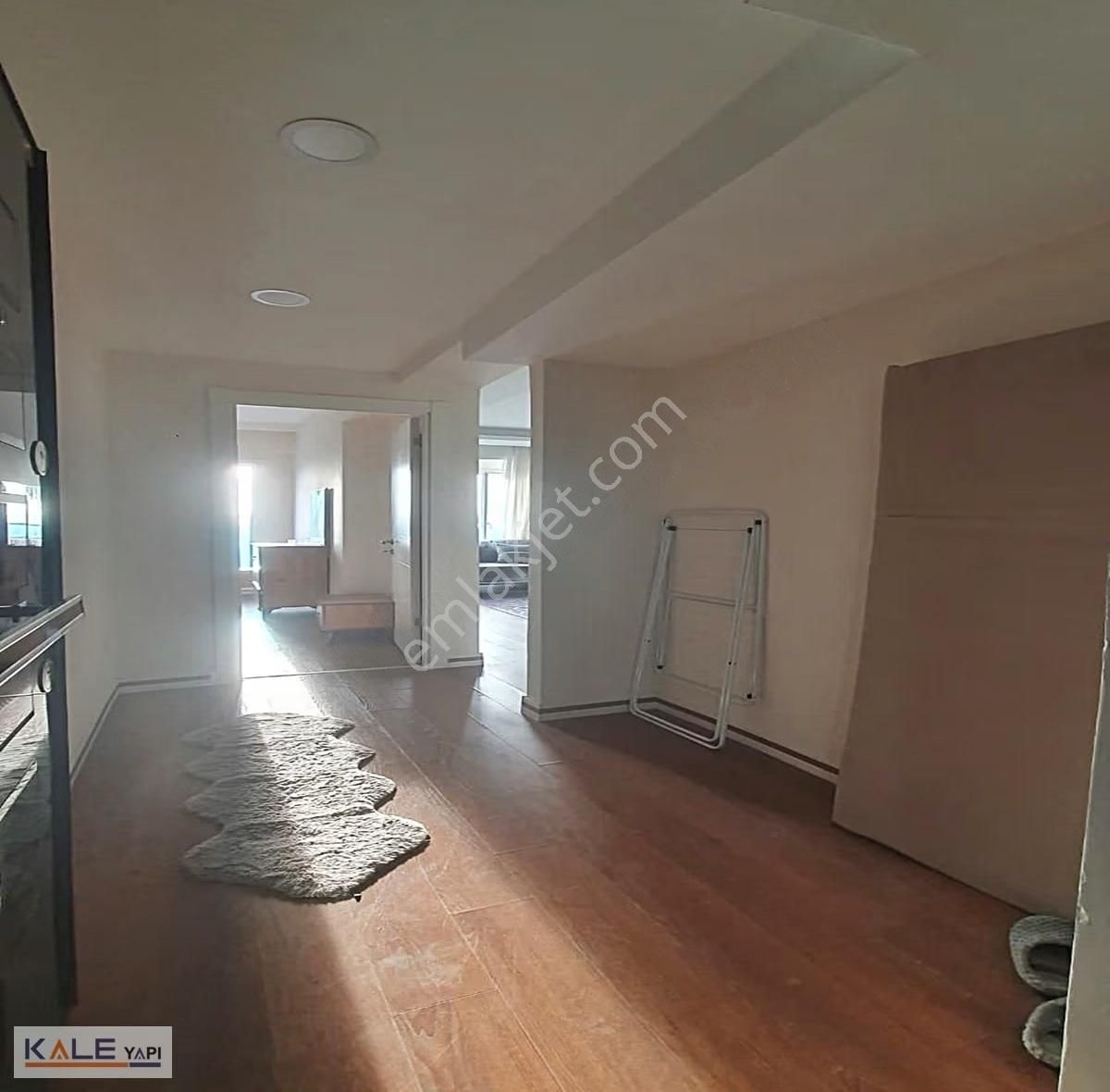 Bahçeşehir Lokasyonlu Full Eşyalı 1+1 Satılık Fırsat Daire - Görsel 2