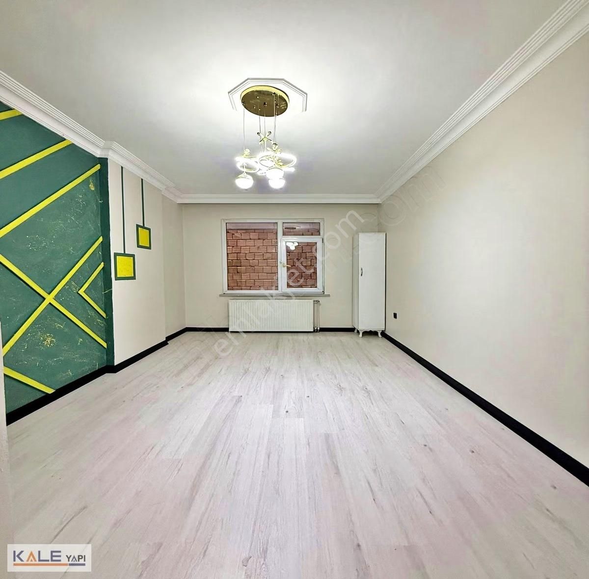 Bahçeşehire Komşu Krediye Uygun 3+1 Yatırımlık Daire - Görsel 4