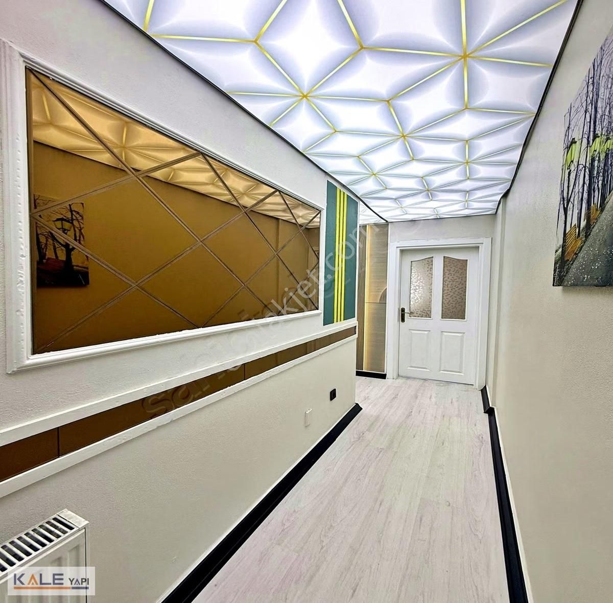 Bahçeşehire Komşu Krediye Uygun 3+1 Yatırımlık Daire - Görsel 6