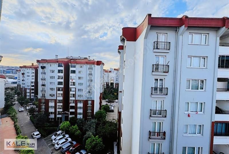 Otoparklı Butik Sitede Ebeveyn Banyolu Balkonlu Geniş 2+1 Daire - Görsel 25