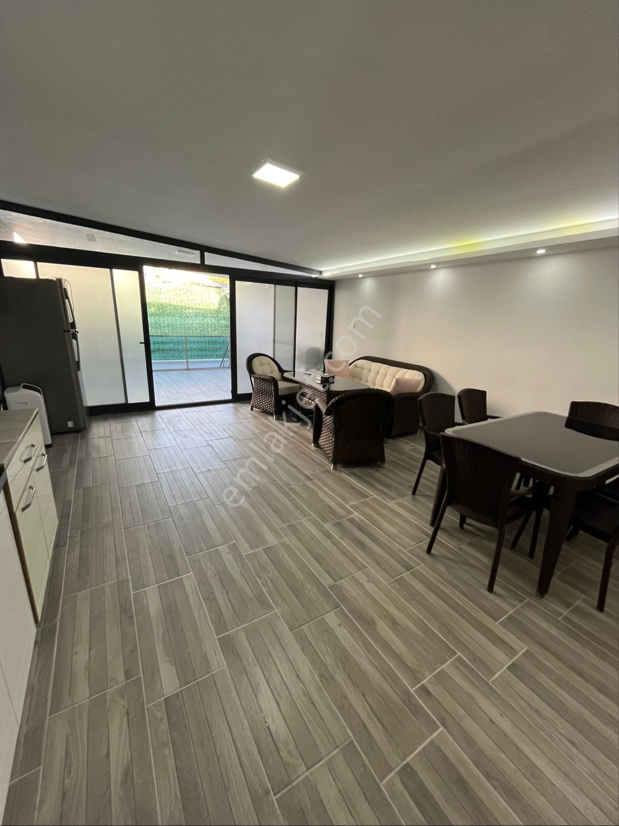 Güzelbahçe Kahramandere Okullar Bölgesinde Lüks Villa - Görsel 30