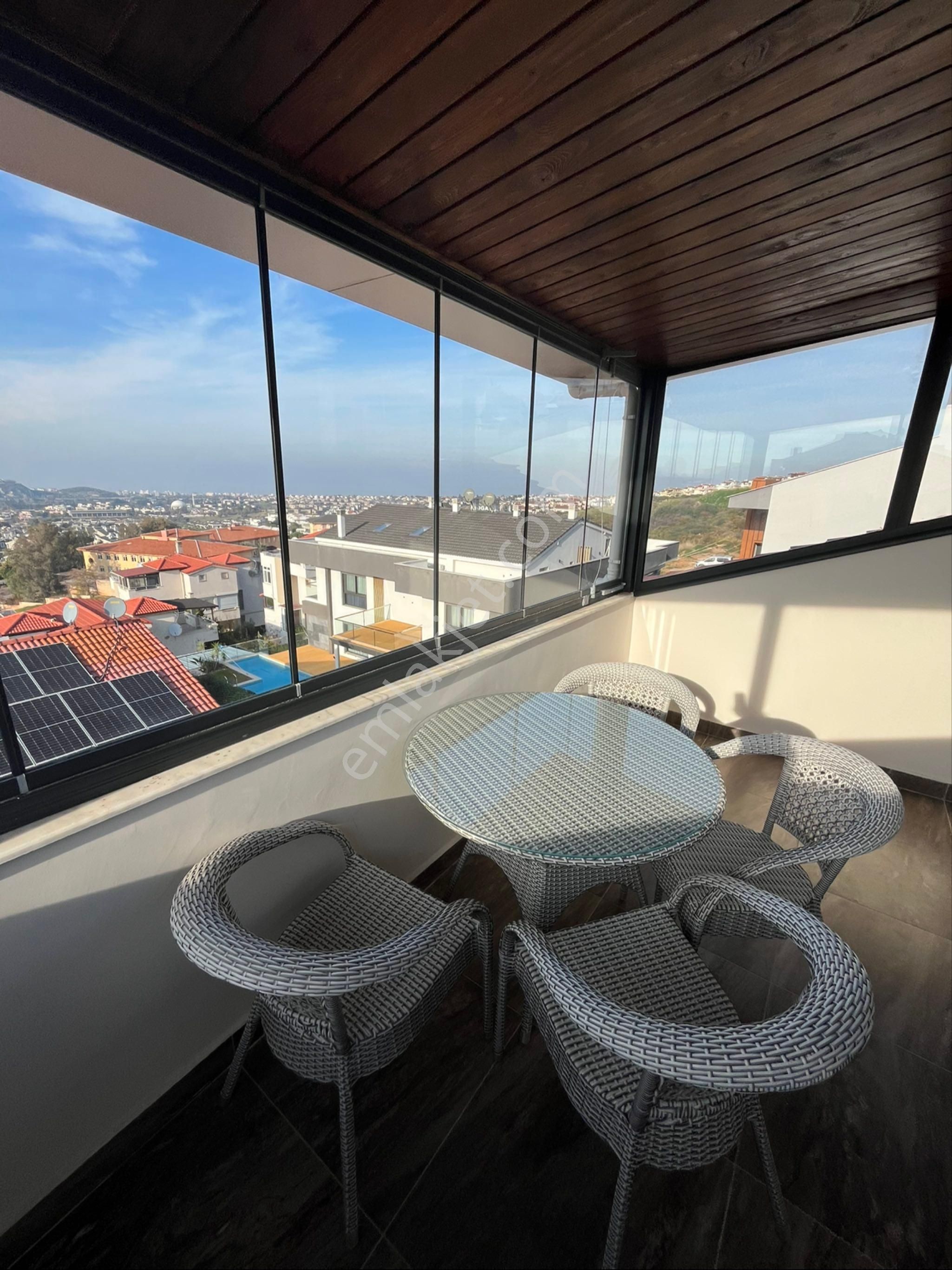 Güzelbahçe Kahramandere Okullar Bölgesinde Lüks Villa - Görsel 24