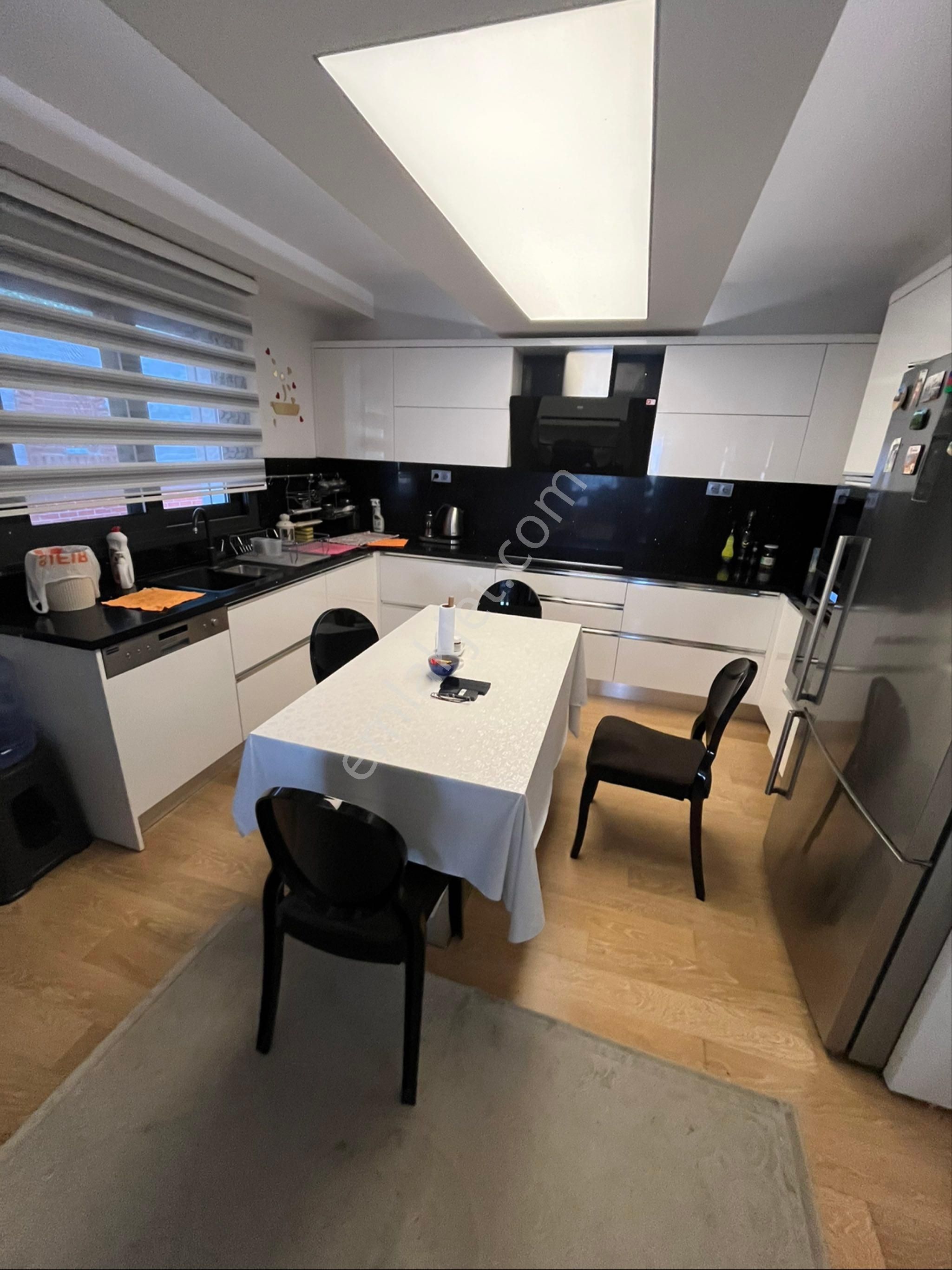 Güzelbahçe Kahramandere Okullar Bölgesinde Lüks Villa - Görsel 10