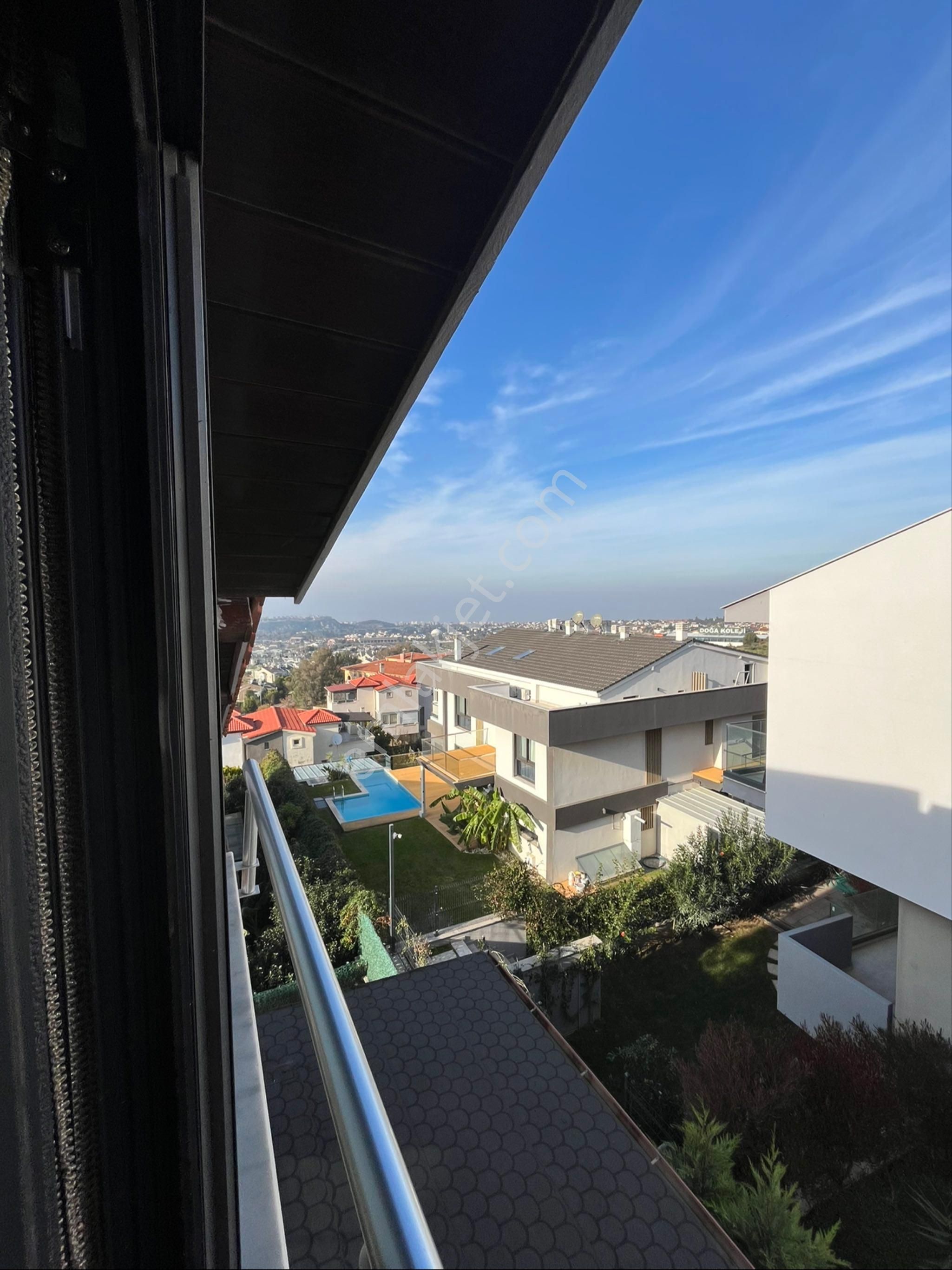 Güzelbahçe Kahramandere Okullar Bölgesinde Lüks Villa - Görsel 23