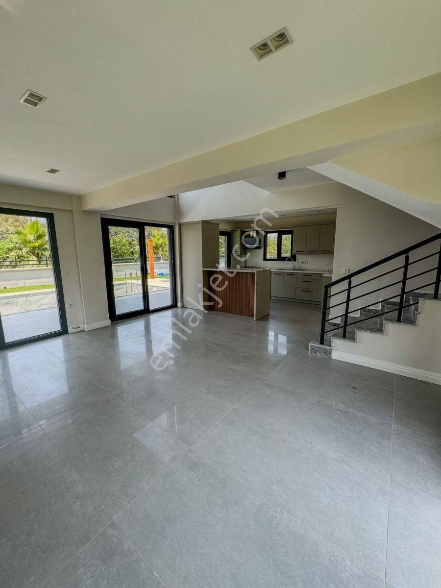 Yanıklar Da Satılık Müstakil Özel Villa - Görsel 28