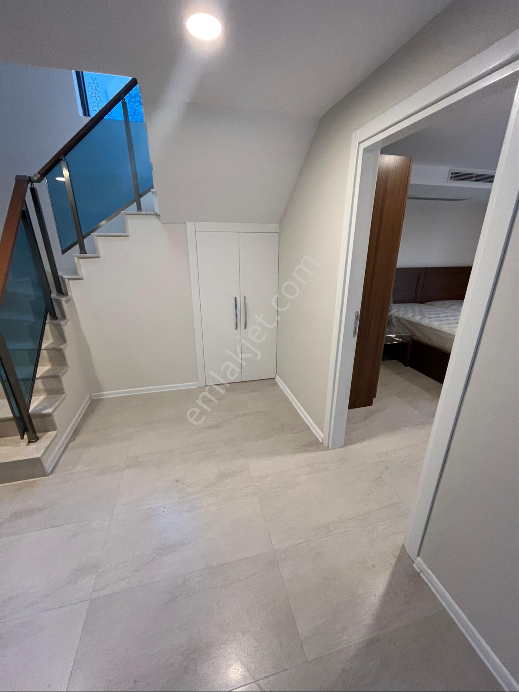 İzmir Güzelbahçe Satılık Lüks Villa - Görsel 10