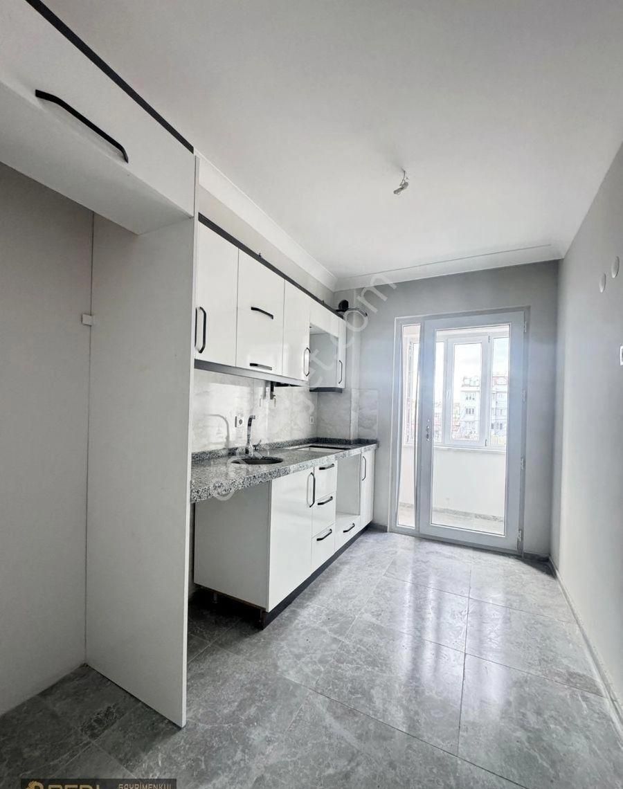 Bandırma Real Gayrimenkulden 600 Evler Mahallesinde 2+1 Satılık Daire