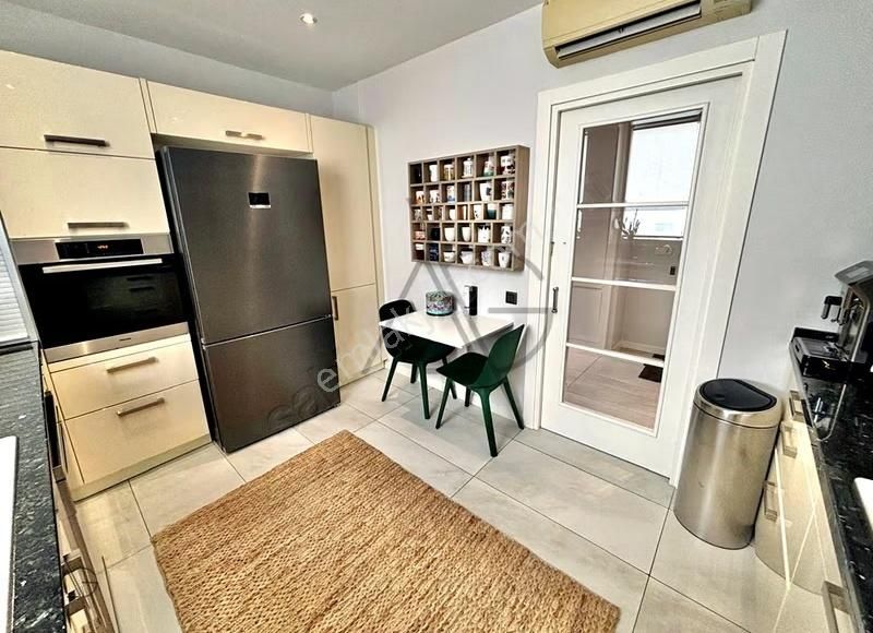 Caddebostan Sahilde 180m2 4+1 Birgen İnşaat Yapım Katta Tek - Görsel 16