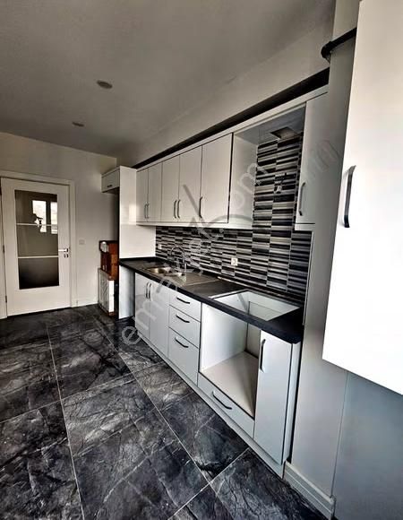 Feneryolunda Özgürlük Parkına Çok Yakın Sıfır 130m2 Satılık Boş - Görsel 16