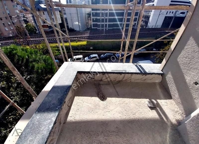 Suadiyede Bağdata 4.bina 100m2 2+1 Sıfır Şubat Teslim Satılık - Görsel 4