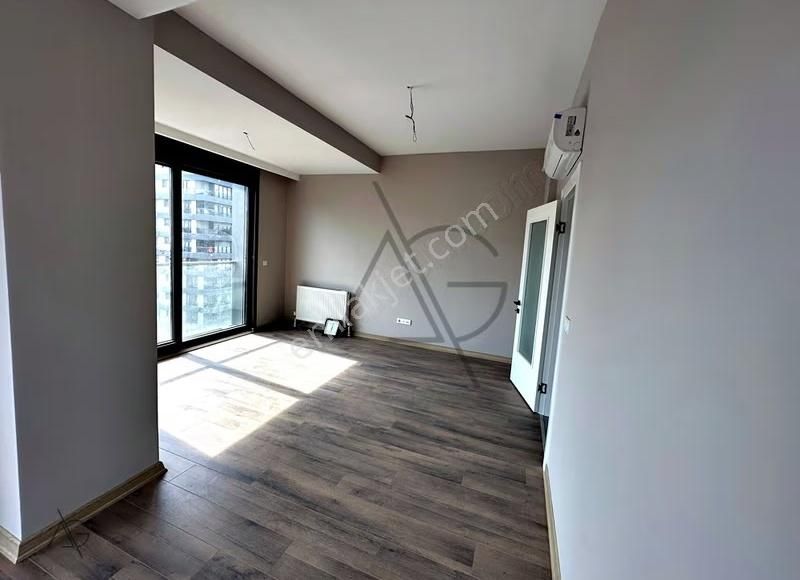 Erenköy Etemefendide Sıfır 95m2 2+1 Sıfır Balkonlu Satılık Boş - Görsel 2