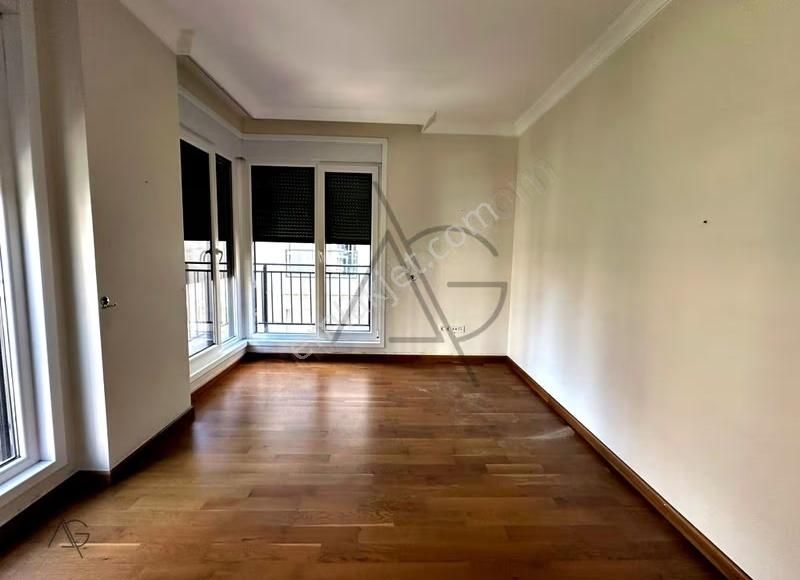 Atölye'den Kalamış Marinada 170m2 Balkonlu 8 Yıllık Satılık Boş - Görsel 6