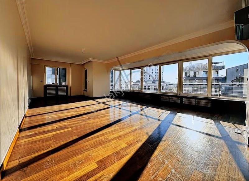 Şaşkınbakkalda Bağdata 3.bina 2004 Yapımı 4+1 Katta Tek Satılık - Görsel 14