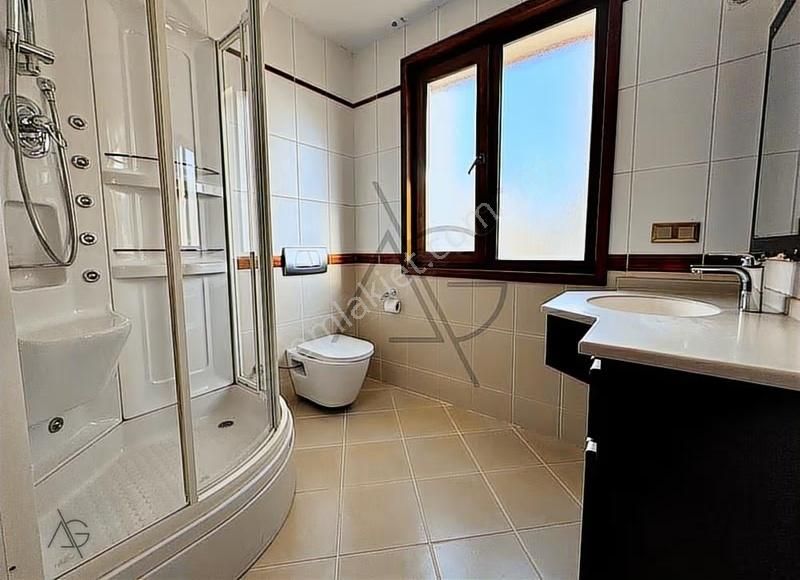 Şaşkınbakkalda Bağdata 3.bina 2004 Yapımı 4+1 Katta Tek Satılık - Görsel 33