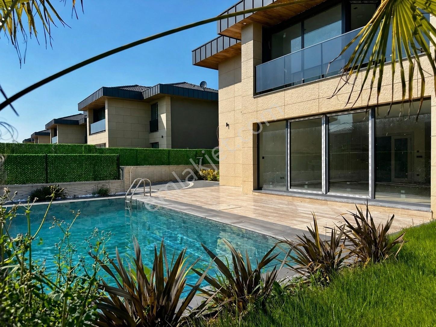 [kassel Yapı] Site İçerisinde-580m2 Bahçe-5+1 Ultra Lüks Villa - Görsel 3