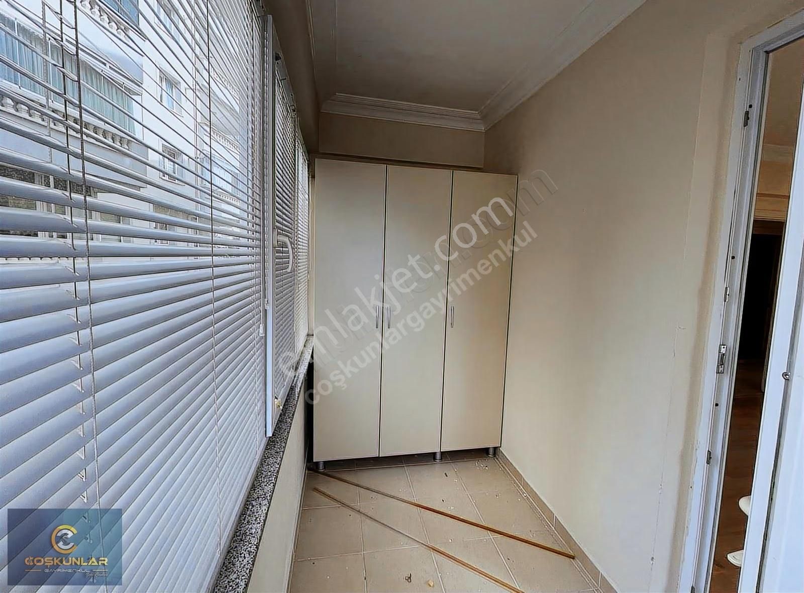 Cumhuriyet Mahallesi'nde Deniz Manzaralı Site İçikiralık3+1daire - Görsel 16