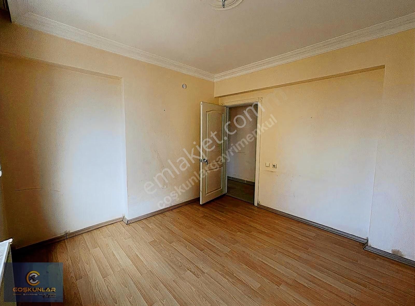 Cumhuriyet Mahallesi'nde Deniz Manzaralı Site İçikiralık3+1daire - Görsel 10