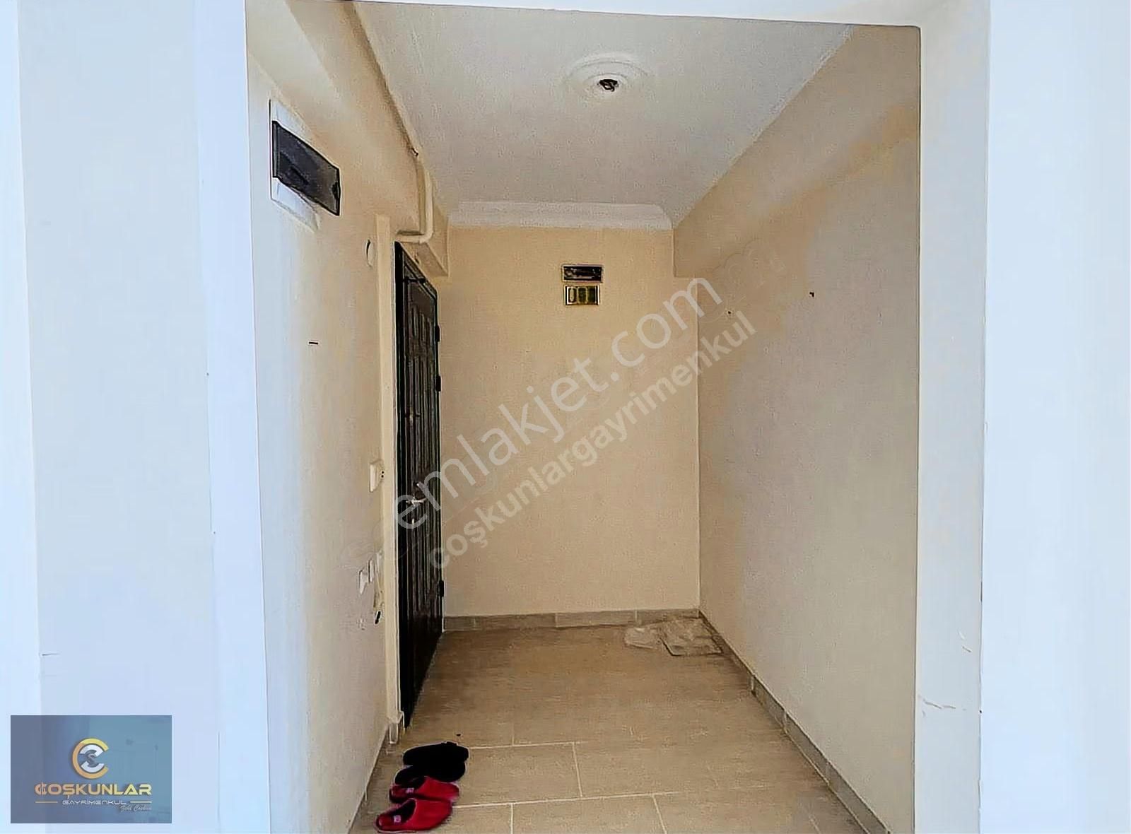 Cumhuriyet Mahallesi'nde Deniz Manzaralı Site İçikiralık3+1daire - Görsel 15