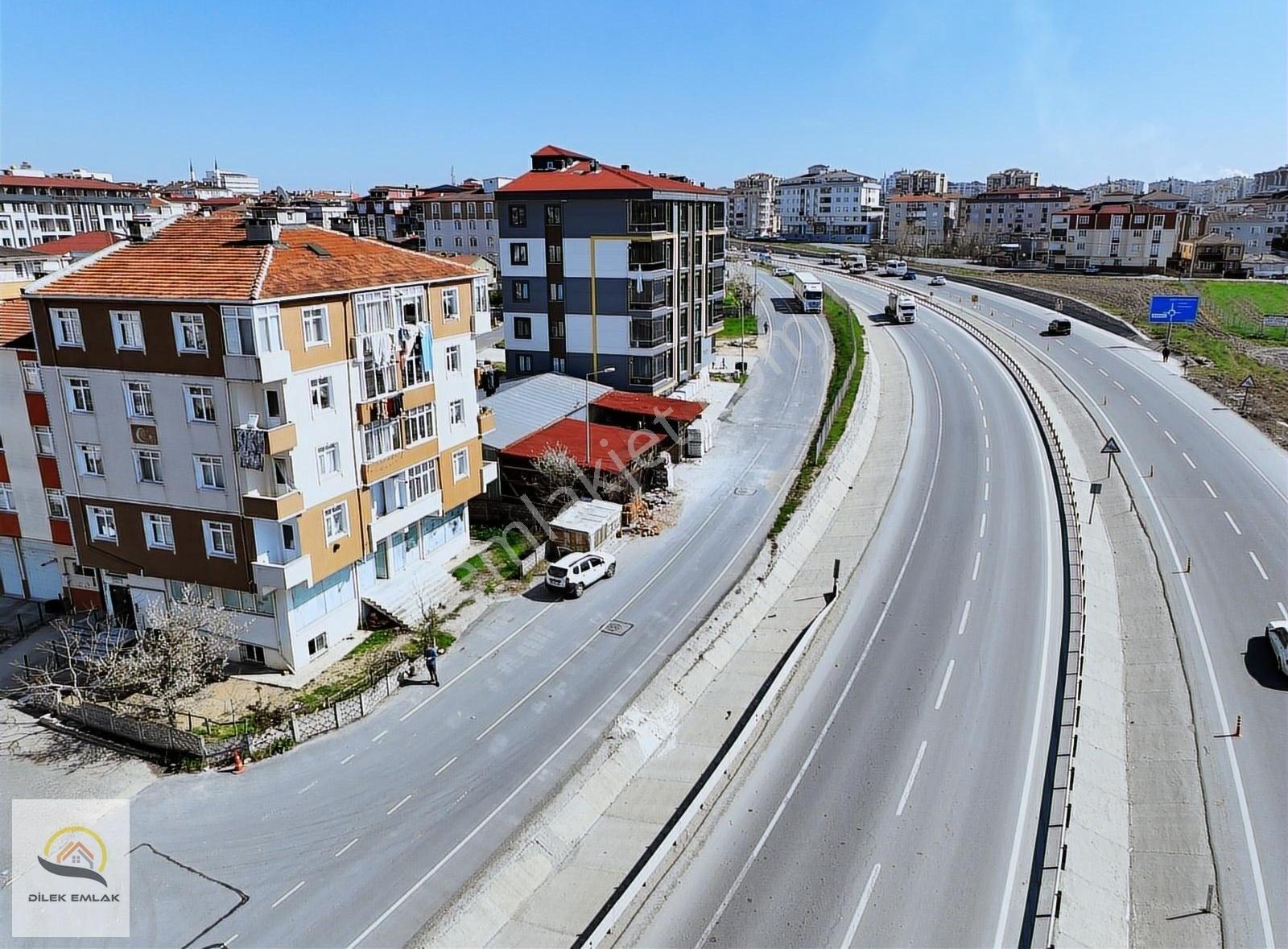 Cadde Cephe Köşebaşı İskanla Kiracılı Dükkan - Görsel 31