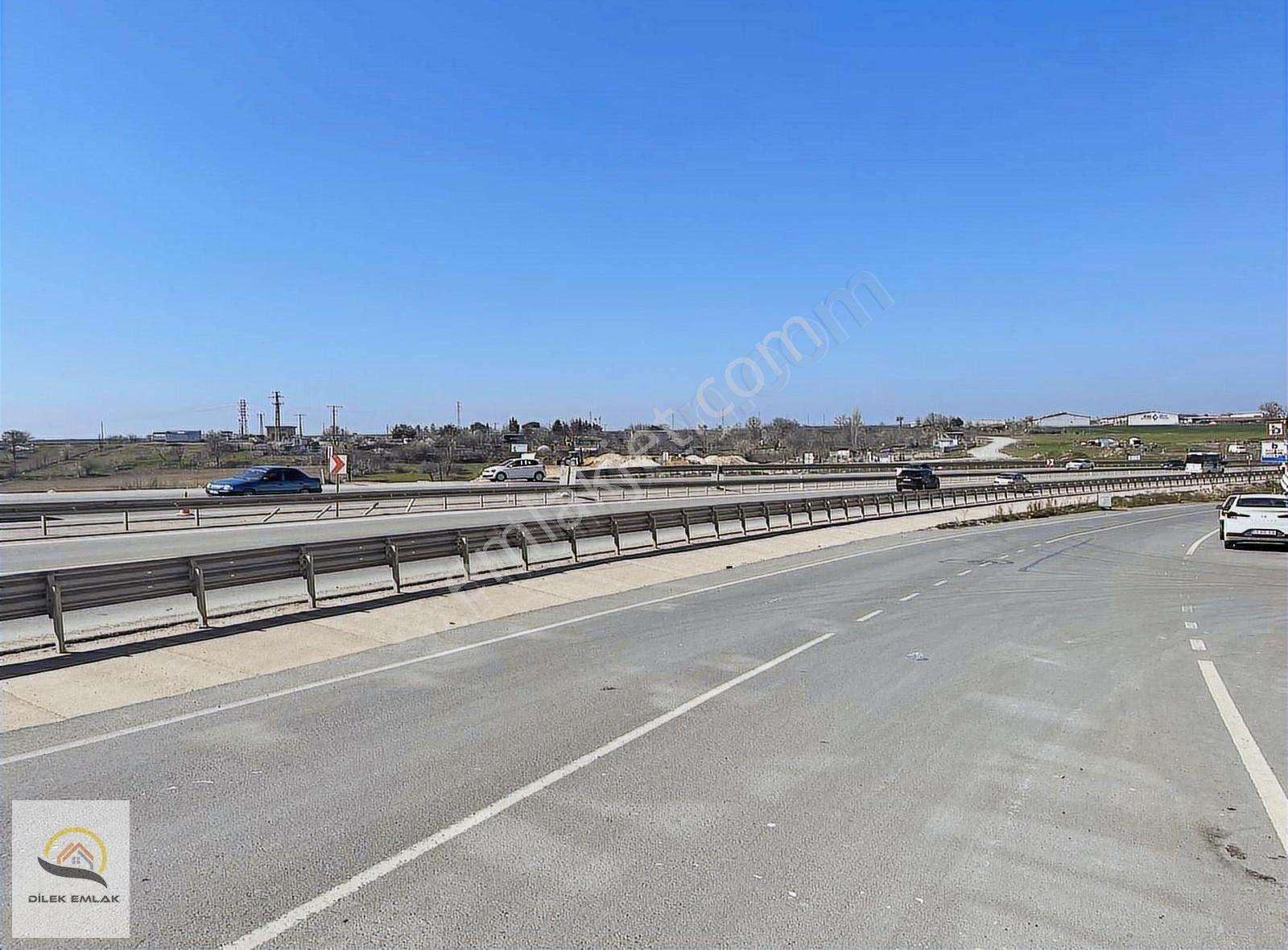 Cadde Cephe Köşebaşı İskanla Kiracılı Dükkan - Görsel 27