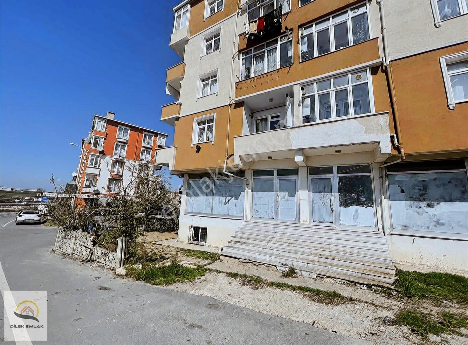 Cadde Cephe Köşebaşı İskanla Kiracılı Dükkan - Görsel 24