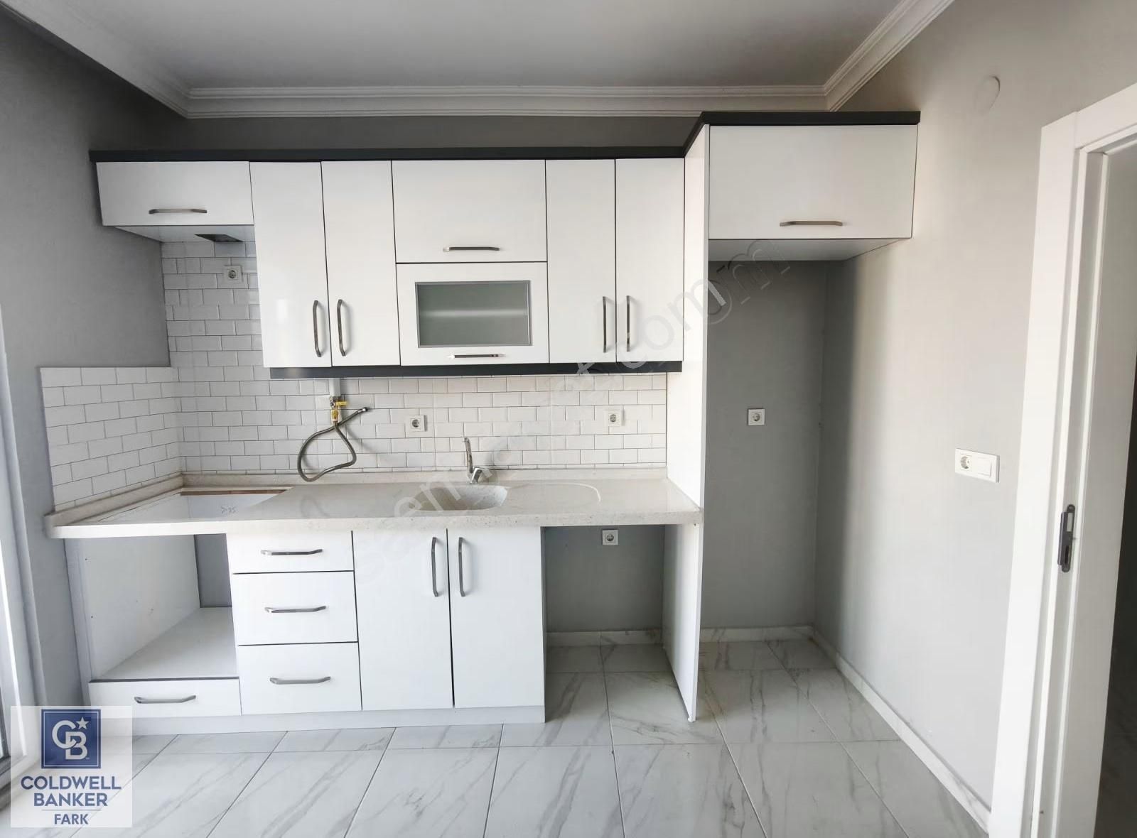 Gömeç Merkezde Stratejik Konumda Kiralık 2+1 Daire - Görsel 19