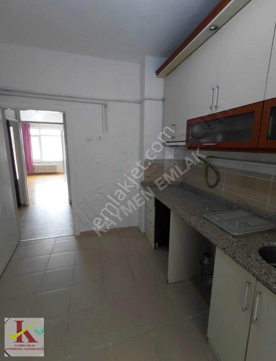 Kaymen Emlak Mükemmel Konumda Kiralık 2+1 Asansörlü Arakat Kombi - Görsel 18