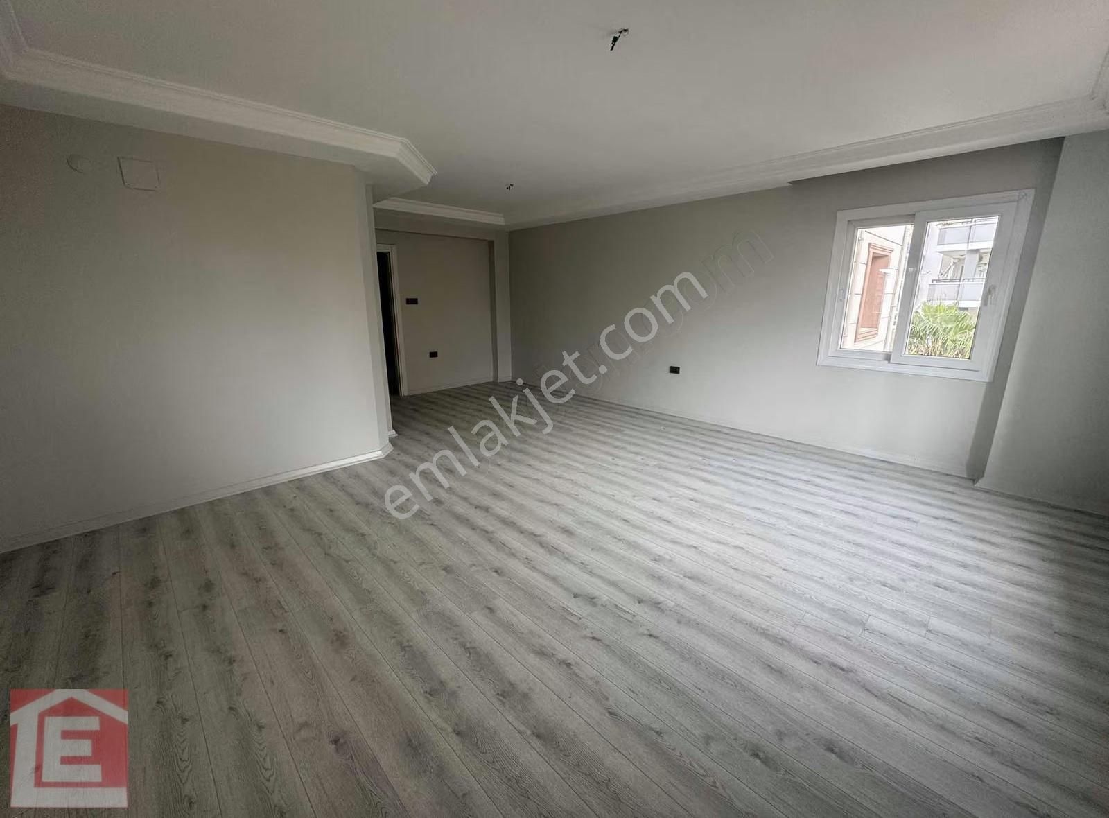 Lider'den Kenan Evren Yakını 4+1 Ful Yapılı Çift Banyolu Sitede - Görsel 3