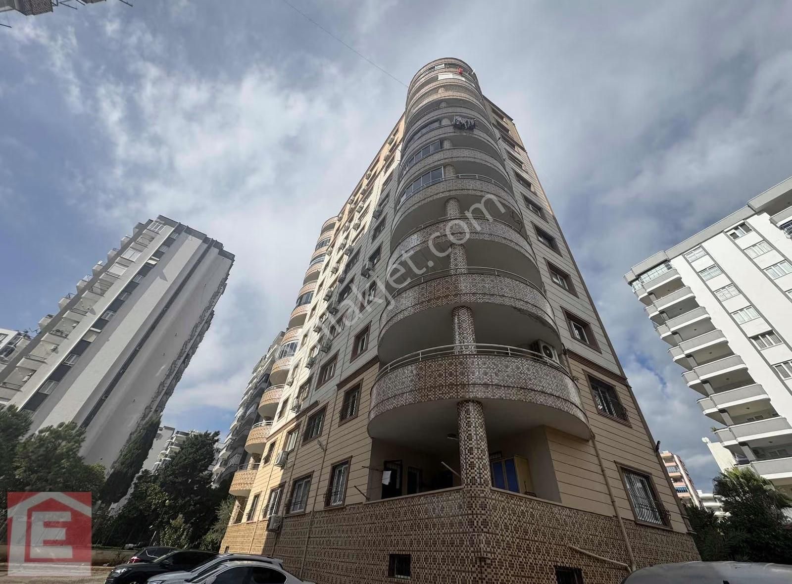 Lider'den Kenan Evren Yakını 4+1 Ful Yapılı Çift Banyolu Sitede