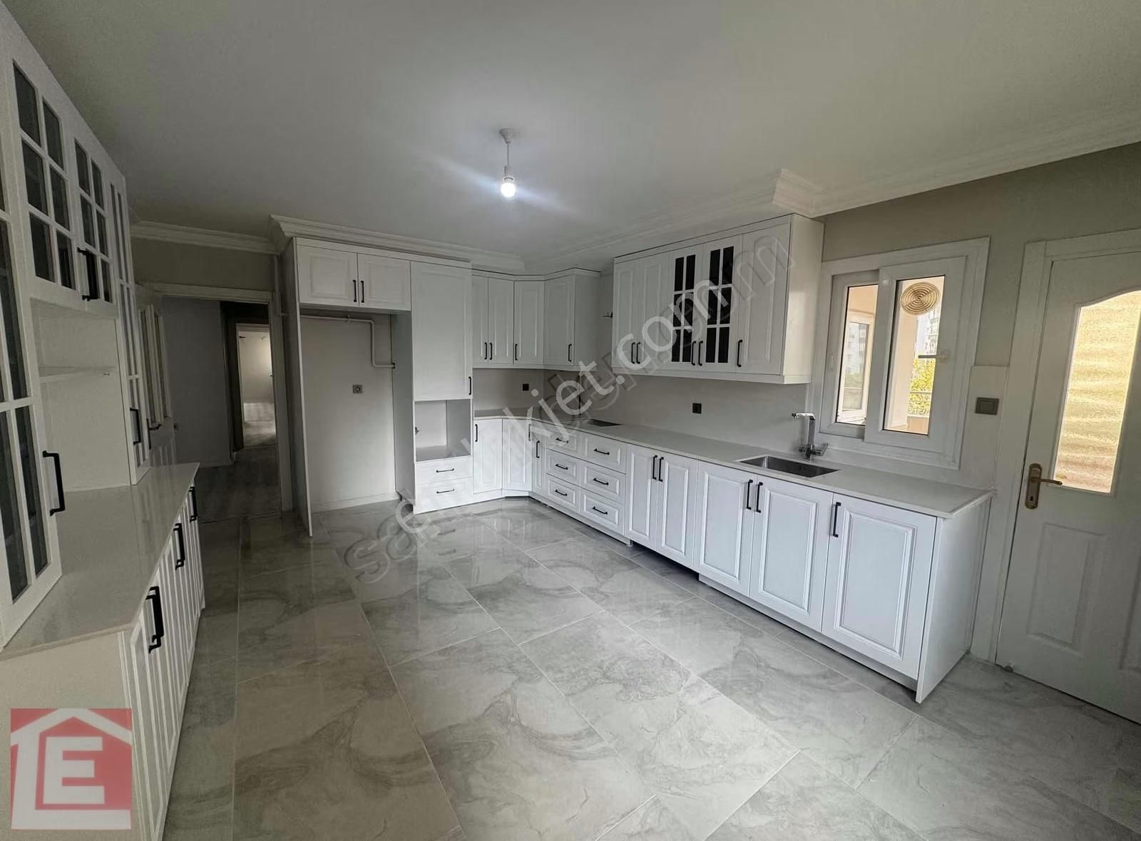 Lider'den Kenan Evren Yakını 4+1 Ful Yapılı Çift Banyolu Sitede - Görsel 19