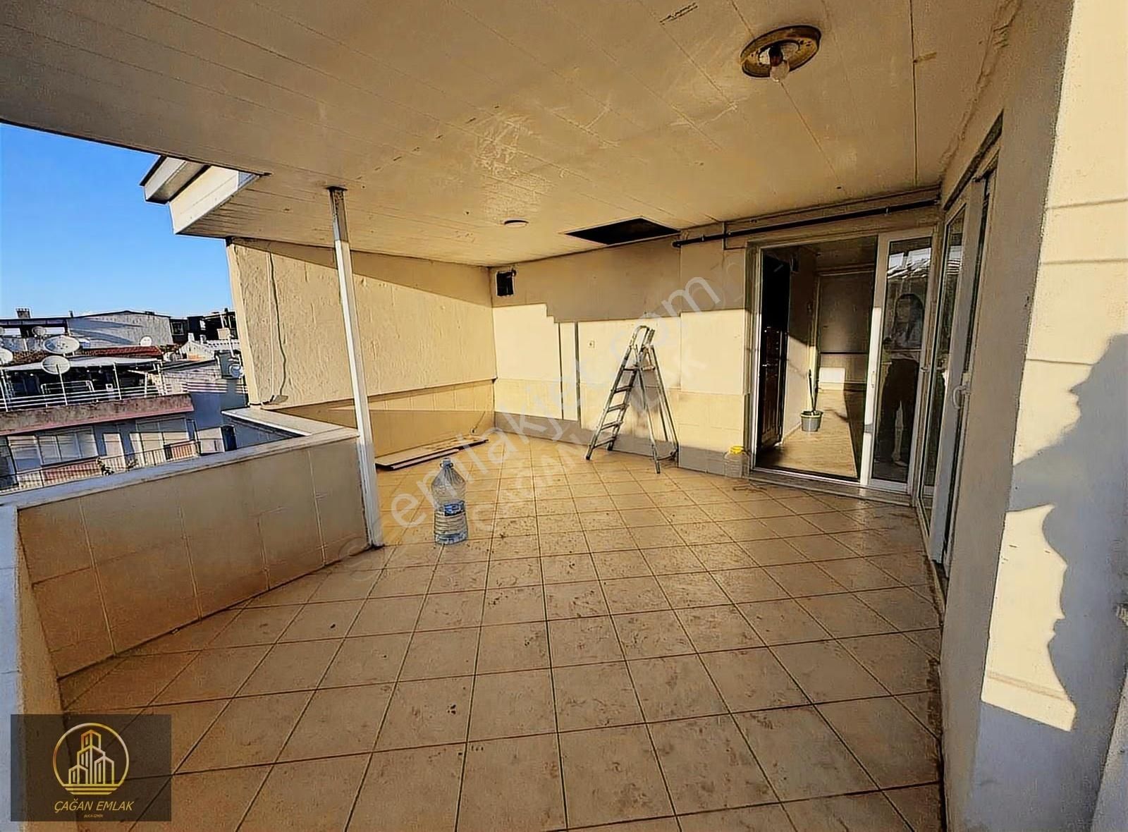 Teraslı 2+0 Fırsat Daire