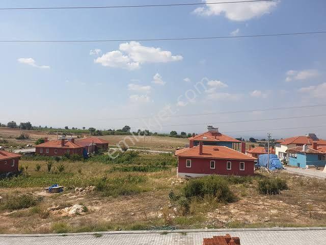 Köye 100mt Tarla