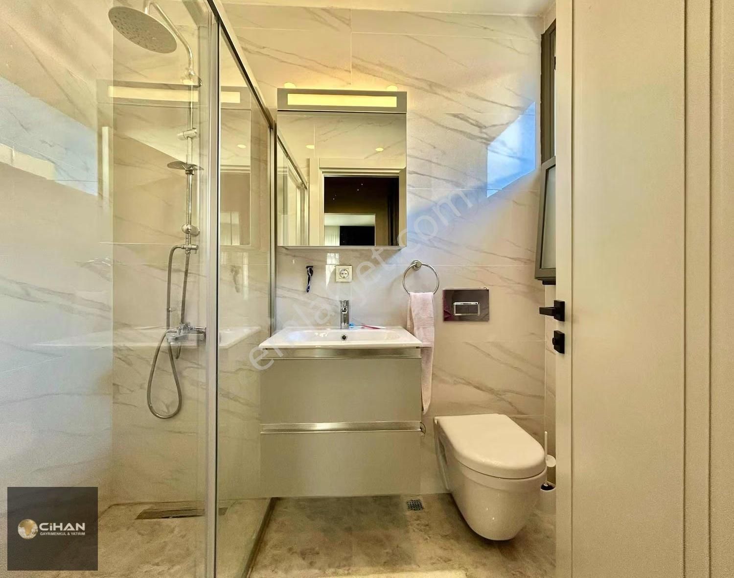 Kuşadası Kadınlar Denizinde Müstakil Özel Havuzlu Yazlık Villa - Görsel 18