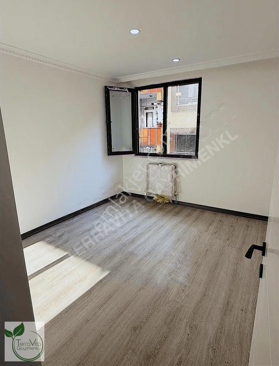 Satılık 2+1 Daire Halkalı / Zeynebiye Caddesi - Görsel 12