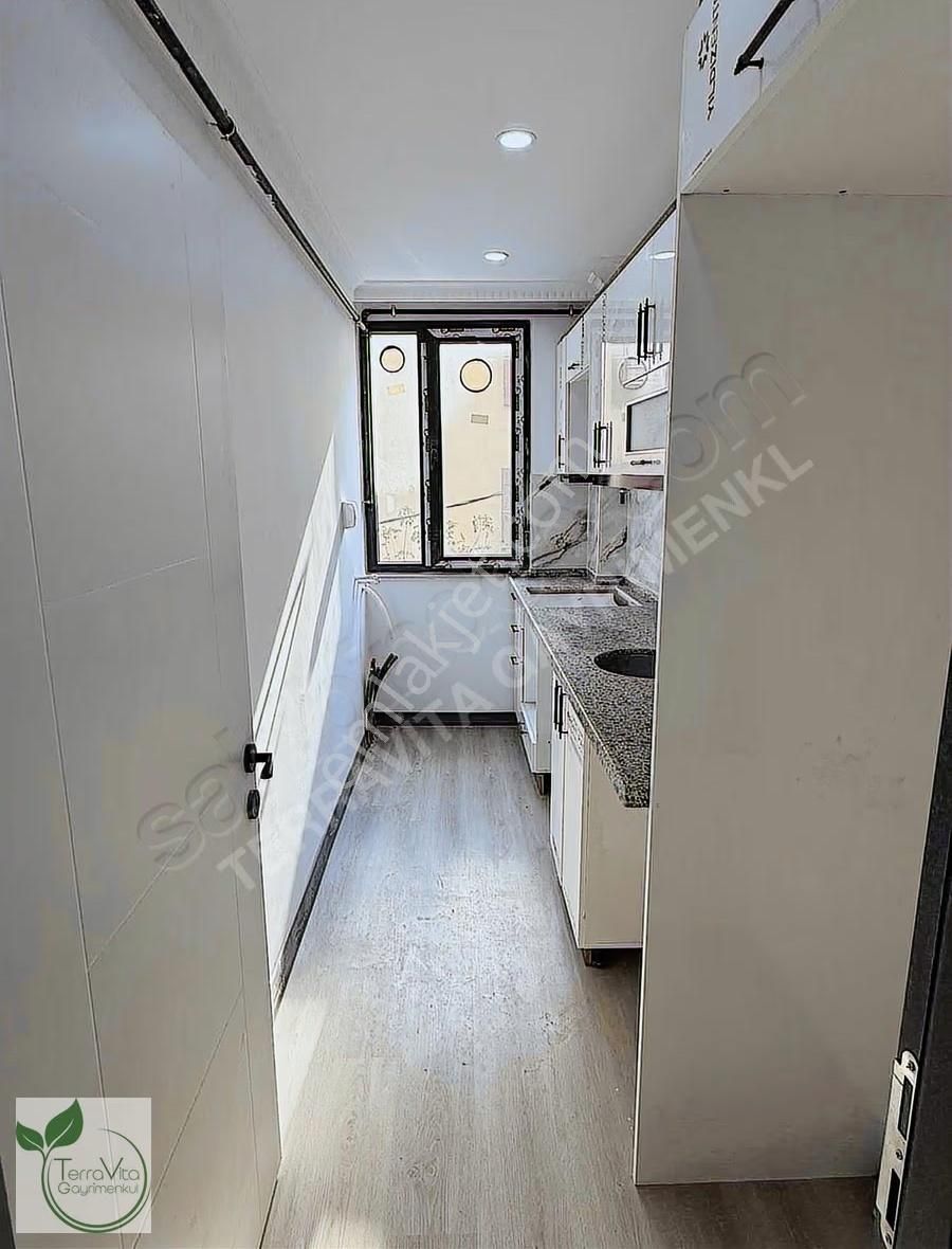 Satılık 2+1 Daire Halkalı / Zeynebiye Caddesi - Görsel 23