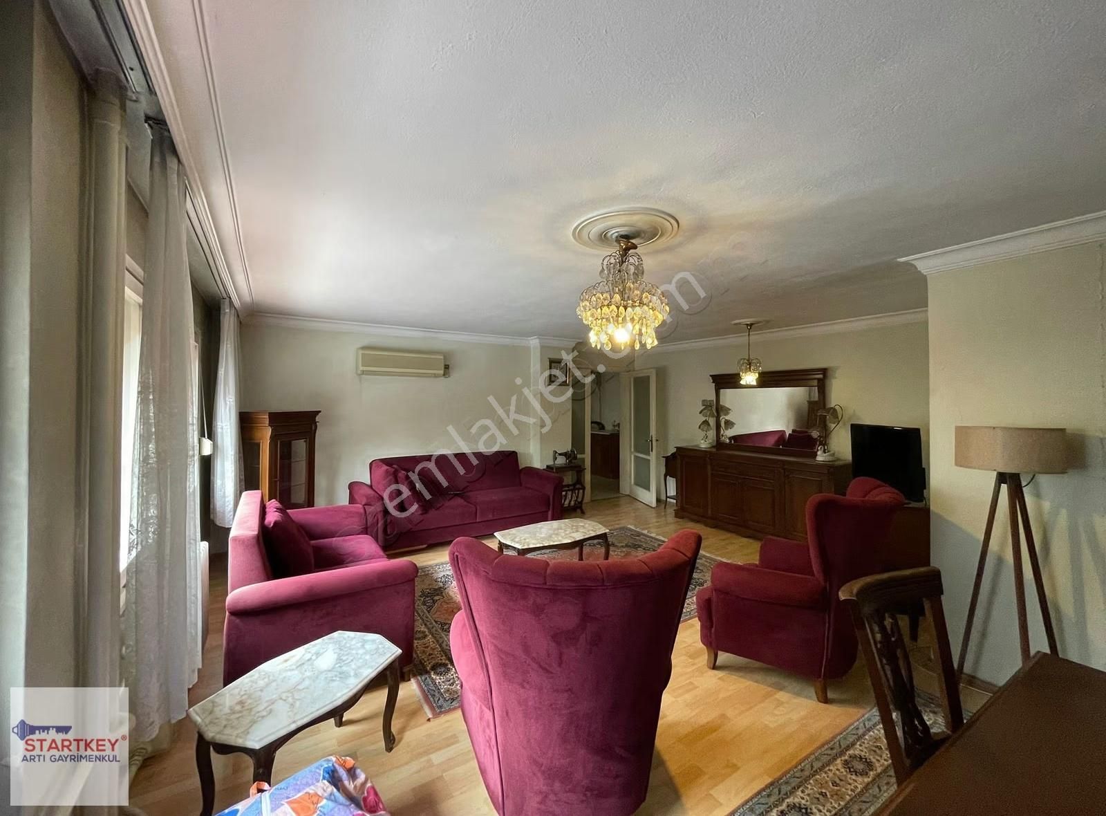 Bostanlı Girne Cadde Üzerinde Asansörlü 3+1 Satılık Köşe Daire - Görsel 8