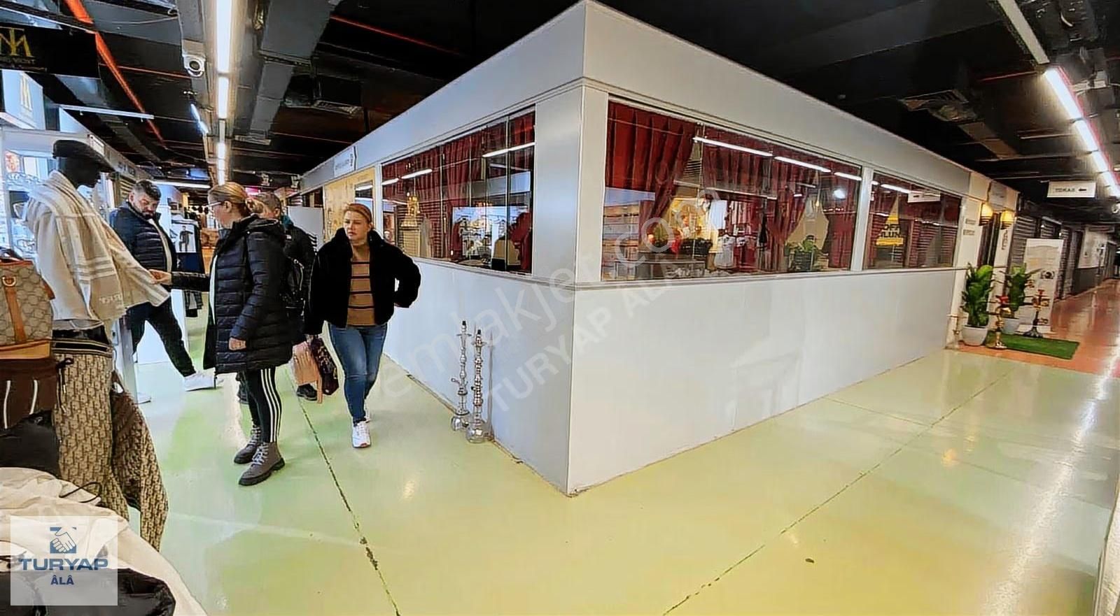 Venezia Mega Outlet Çarşısı Devren Kiralık Dükkan - Görsel 2