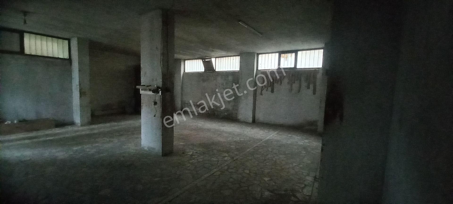 Yukarı Dudullu Mahallesinde Kiralık Atölye - Görsel 3