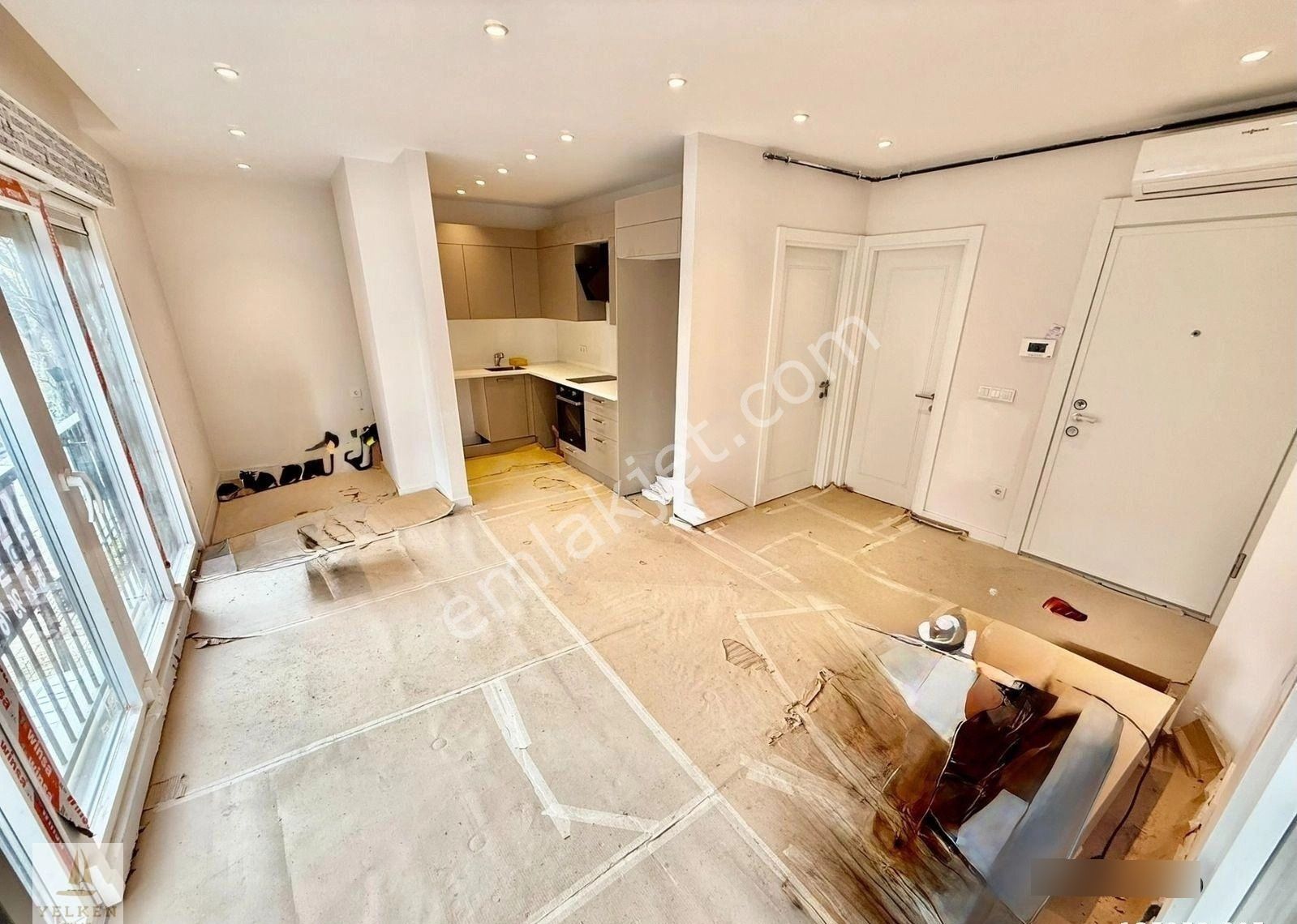 Göztepe'de Bağdat'a Ve Marmaray'a Yakın Balkonlu Sıfır - Görsel 12