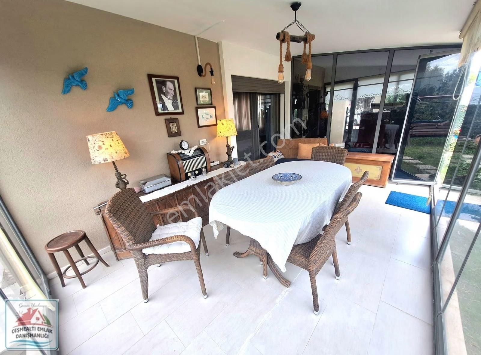 Urla Guvendik Muhteşem Konumda Geniş Bahceli 4+1 Villa - Görsel 14