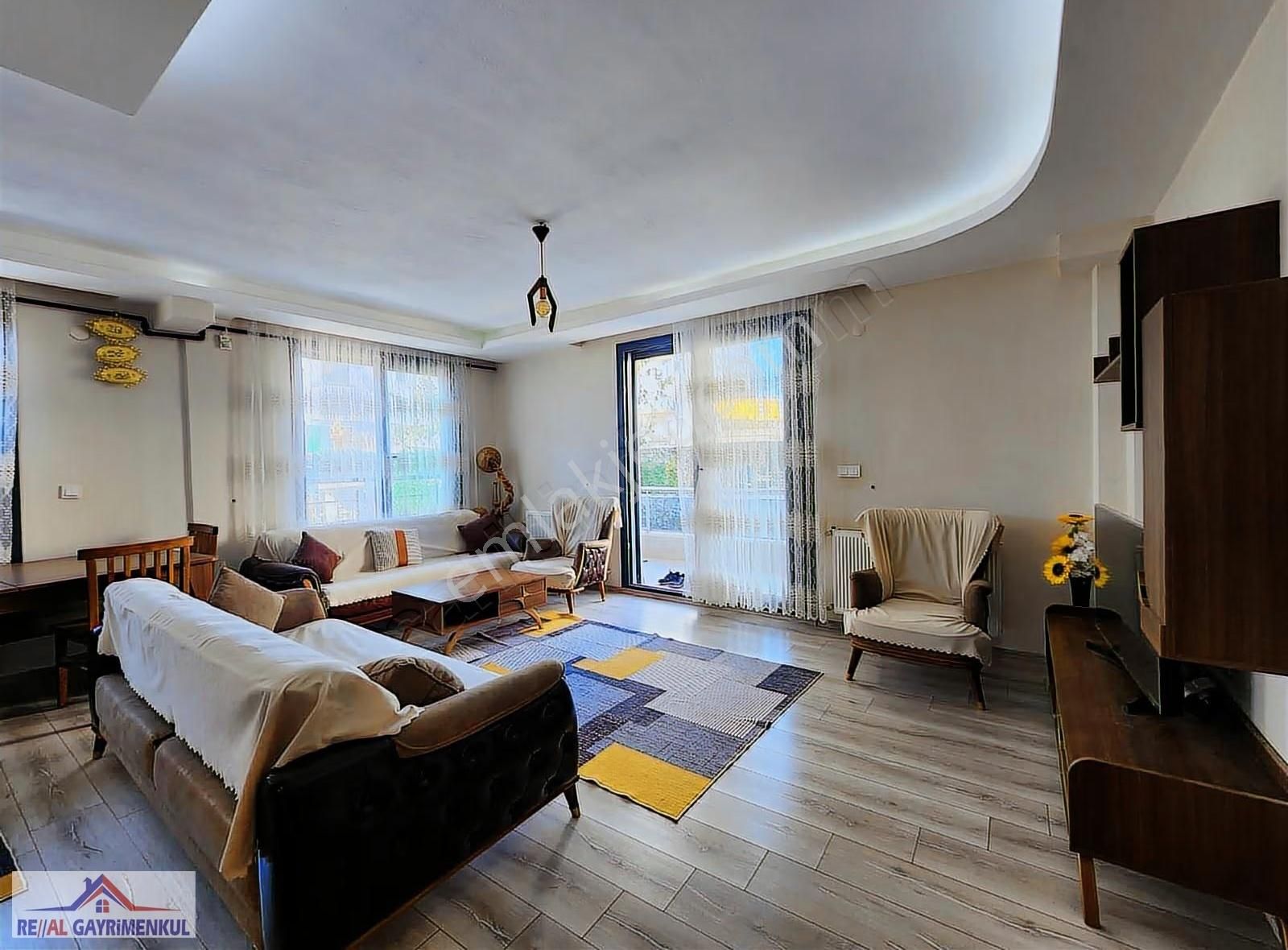 Real Gayrimenkul'den Barbaros'da Açık Mutfak 2+1 Eşyalı Villa - Görsel 35