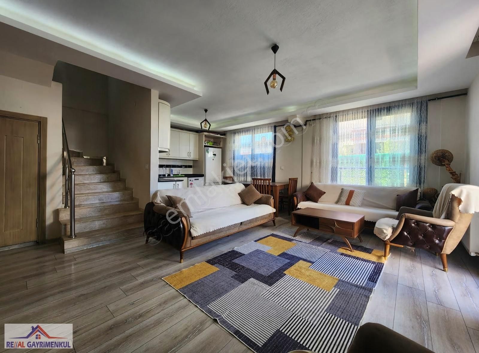 Real Gayrimenkul'den Barbaros'da Açık Mutfak 2+1 Eşyalı Villa - Görsel 7