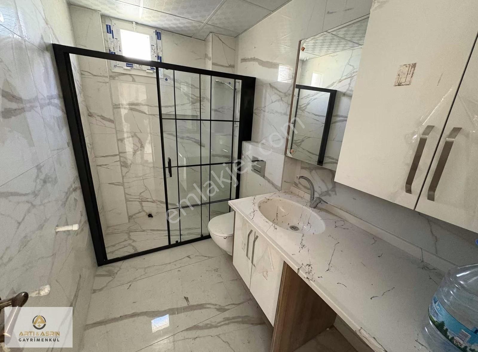 Kadınlar Denizi Mahallesi Yeni 2+1 Daire - Görsel 11